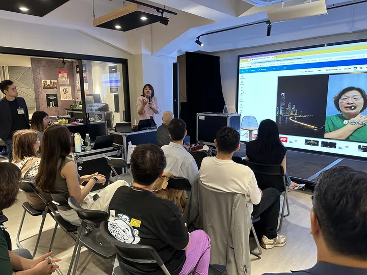 學員睇示範